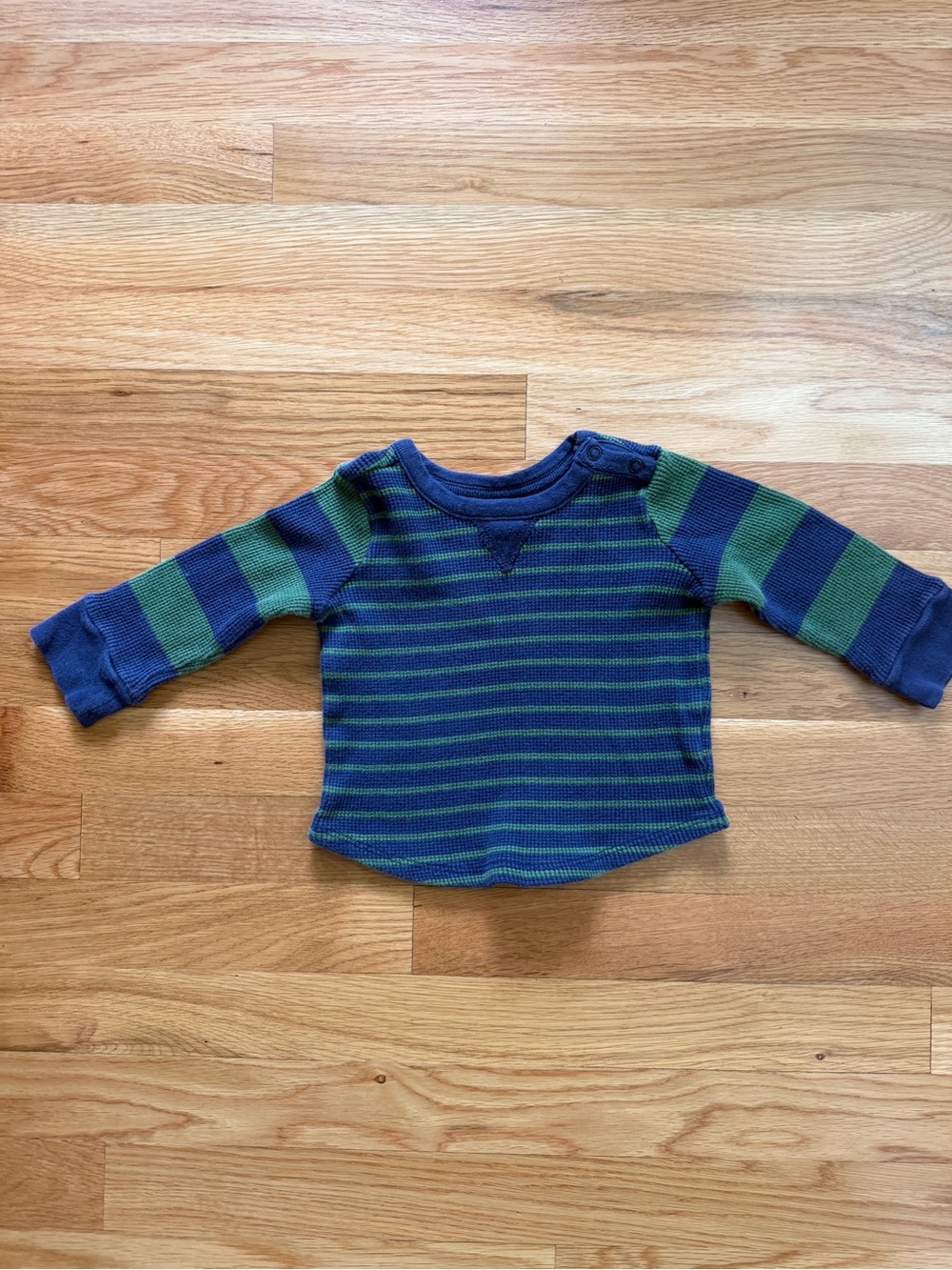 Hanna Andersson Navy & Green Striped Long-Sleeve Thermal Shirt